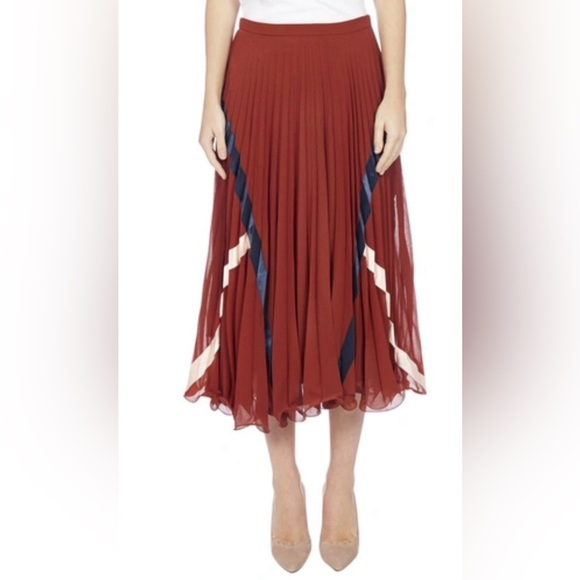 See By Chloe Woman Satin Trimmed Plissé
Georgette Midi Skirt Brown Size:4 - Picture 4 of 7